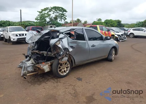 2013 Nissan Versa 1.6 S from USA, damaged, VIN 3N1CN7AP4DL887200